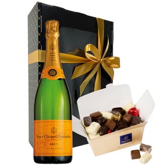 Leonidas 500g Pralinen und Flasche Champagne Veuve Clicquot 75cl