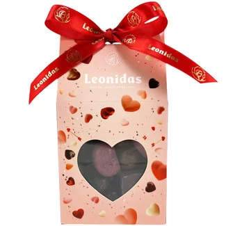 Leonidas Love gift box 30 small hearts