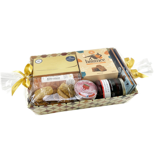 Large Gift Basket with Light in Sugar Treats - 1395g