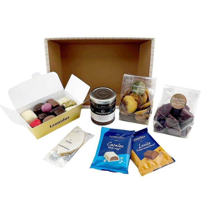 Geschenkmand Delicatessen Small met Pralines en Zoetigheden