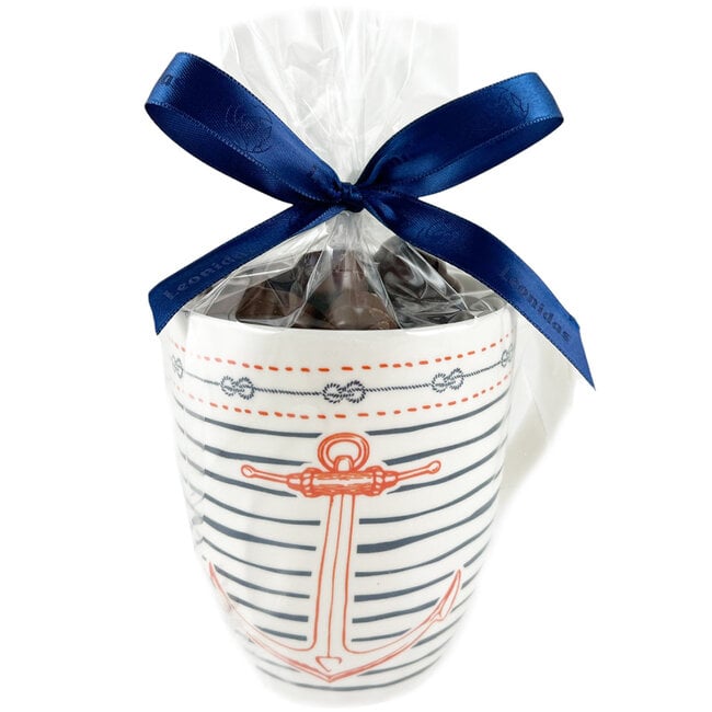 Mug Ancre garni de chocolats assortis