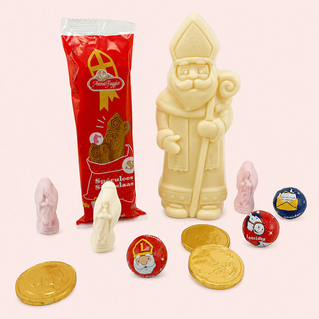 Leonidas St. Nicholas Gift Bag (L) white with white chocolate Saint Nicholas figure and treats