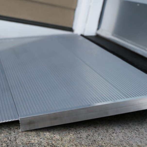 TRANSITIONS® Angled Entry Ramp -TAER 36